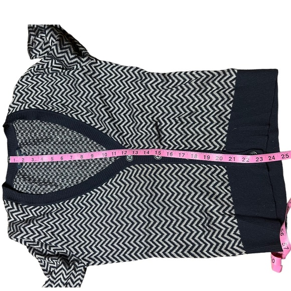 Banana Republic Metallic Zigzag Cardigan size S - Picture 12 of 15